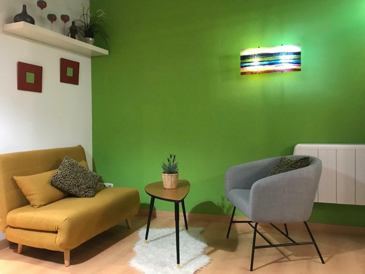 Apartamento En Corrala Madrid Exterior photo