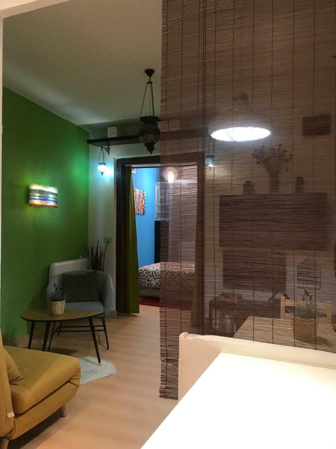 Apartamento En Corrala Madrid Exterior photo