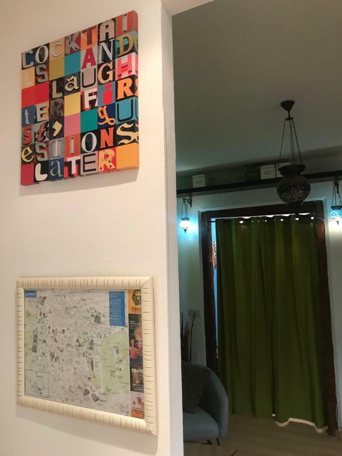 Apartamento En Corrala Madrid Exterior photo