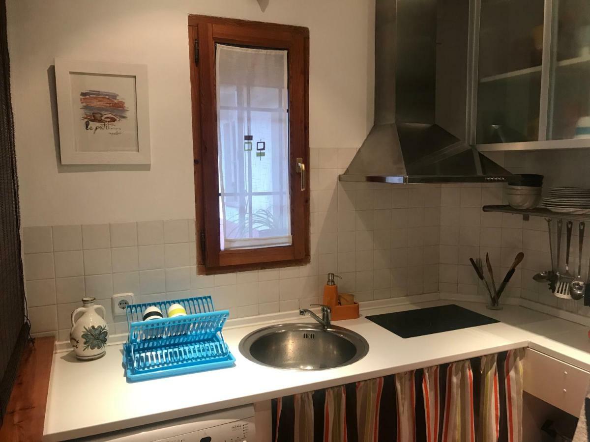 Apartamento En Corrala Madrid Exterior photo